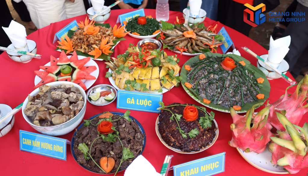 Ẩm thực Miền Sán Cố.
