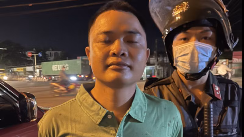 Bắc bị bắt giữ, di lý về cơ quan Công an.