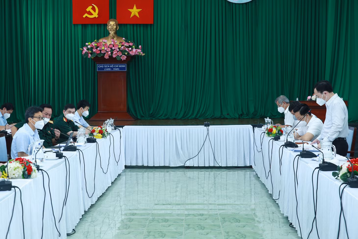Chủ động kiểm soát dịch bệnh, phục hồi sản xuất an toàn, chắc chắn ảnh 3 Chủ động kiểm soát dịch bệnh, phục hồi sản xuất an toàn, chắc chắn ảnh 3