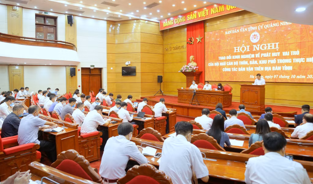 Quang cảnh hội nghị.