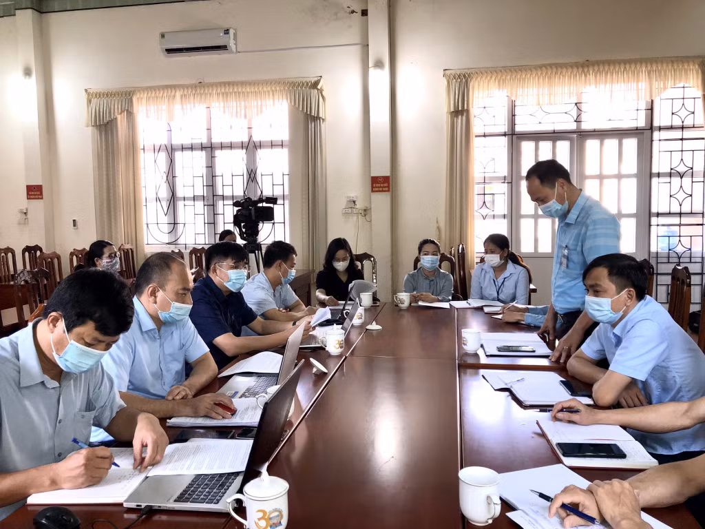 Ban Chỉ đạo ISO tỉnh kiểm tra việc áp dụng hệ thống quản lý chất lượng TCVN ISO 9001:2015 tại thị trấn Đầm Hà (huyện Đầm Hà).