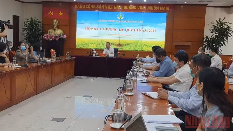 Toàn cảnh họp báo của Bộ Nông nghiệp và Phát triển nông thôn, ngày 10/5.