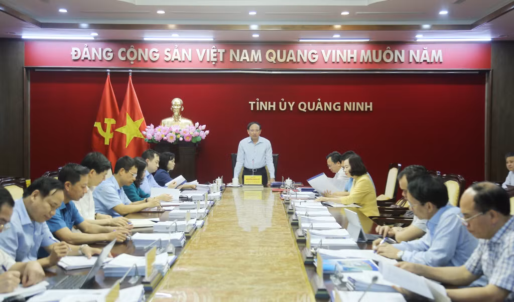 Hội nghị Ban Thường vụ Tỉnh ủy.