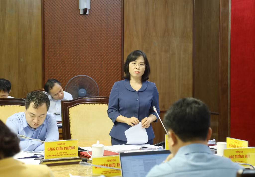 Đồng chí Trịnh Thị Minh Thanh, Phó Bí thư Thường trực Tỉnh ủy, phát biểu tại hội nghị.
