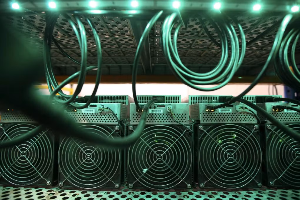 Hoạt động khai thác Bitcoin sẽ trở nên đắt đỏ hơn sau quá trình halving (Ảnh: SCMP).