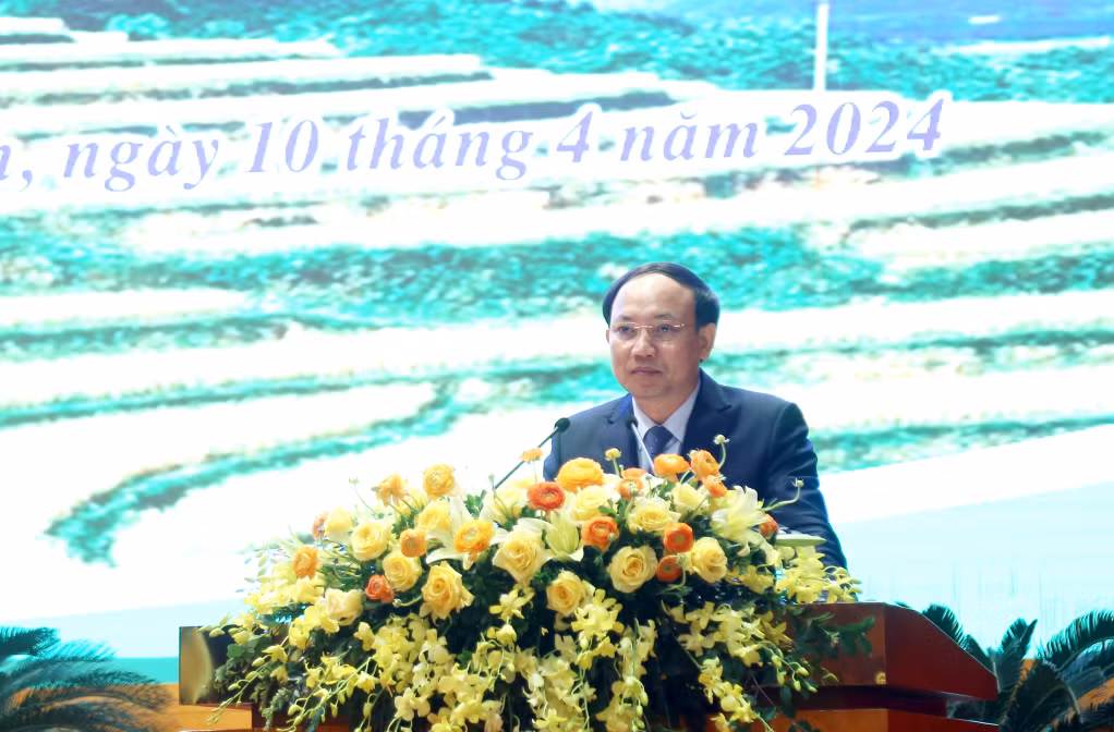 Đồng chí Nguyễn Xuân Ký, Ủy viên Trung ương Đảng, Bí thư Tỉnh ủy, Chủ tịch HĐND tỉnh, phát biểu chỉ đạo tại hội nghị.