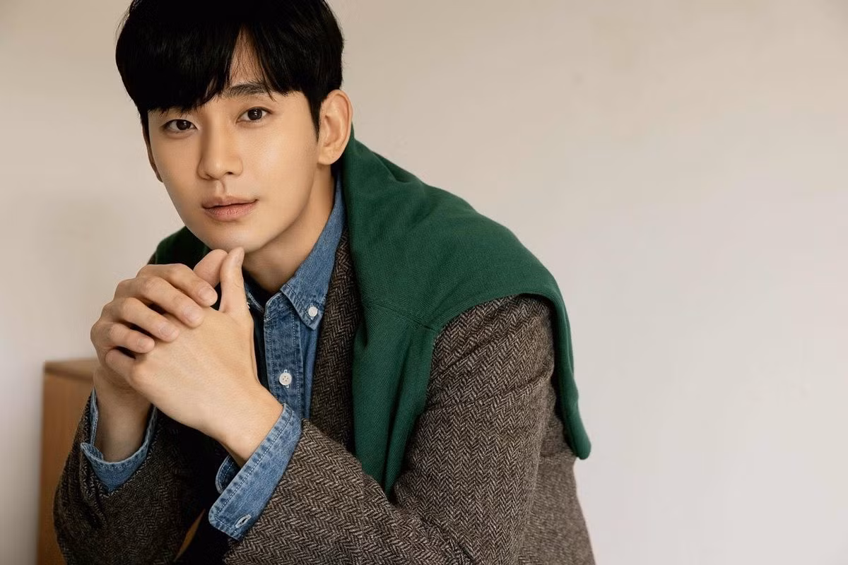 Kim Soo Hyun được cho là nhận cát-xê lên tới 800 triệu won. Ảnh: Sports DongA.