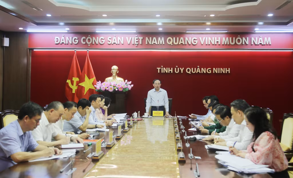 Đồng chí Nguyễn Xuân Ký, Ủy viên Trung ương Đảng, Bí thư Tỉnh ủy, Chủ tịch HĐND tỉnh, Trưởng Ban Chỉ đạo phòng, chống tham nhũng, tiêu cực tỉnh kết luận hội nghị.