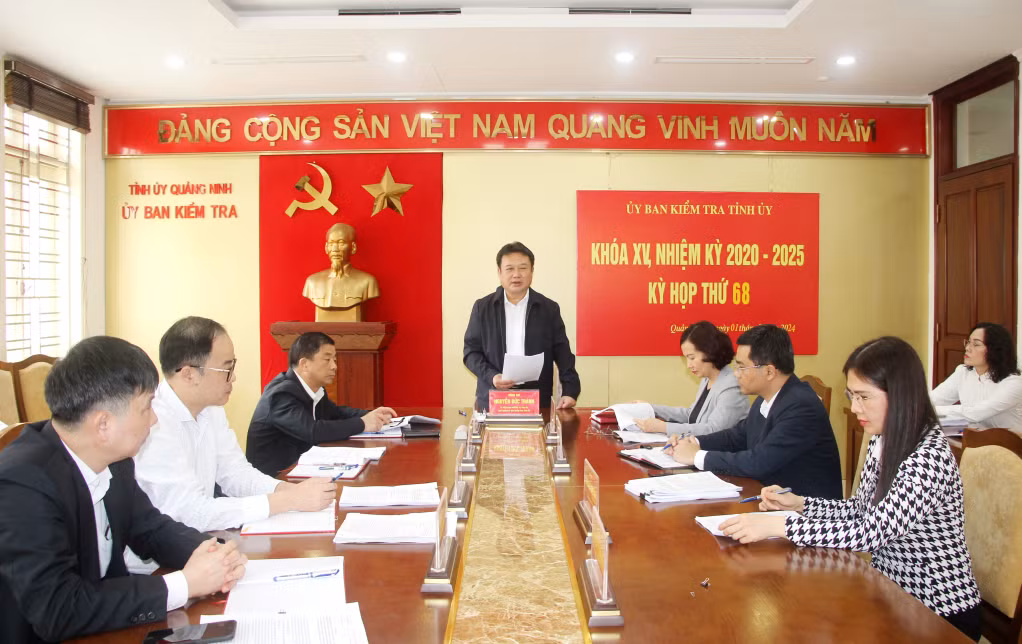 Kỳ họp thứ 68 Ủy ban Kiểm tra Tỉnh ủy khóa XV, nhiệm kỳ 2020-2025. Ảnh: Mạnh Trường