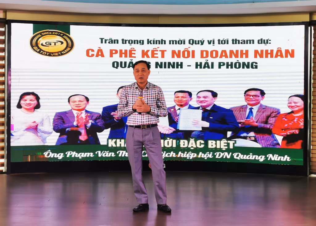 Ông Phạm Văn Thể, Chủ tịch Hiệp hội Doanh nghiệp tỉnh Quảng Ninh chia sẻ tại buổi kết nối.