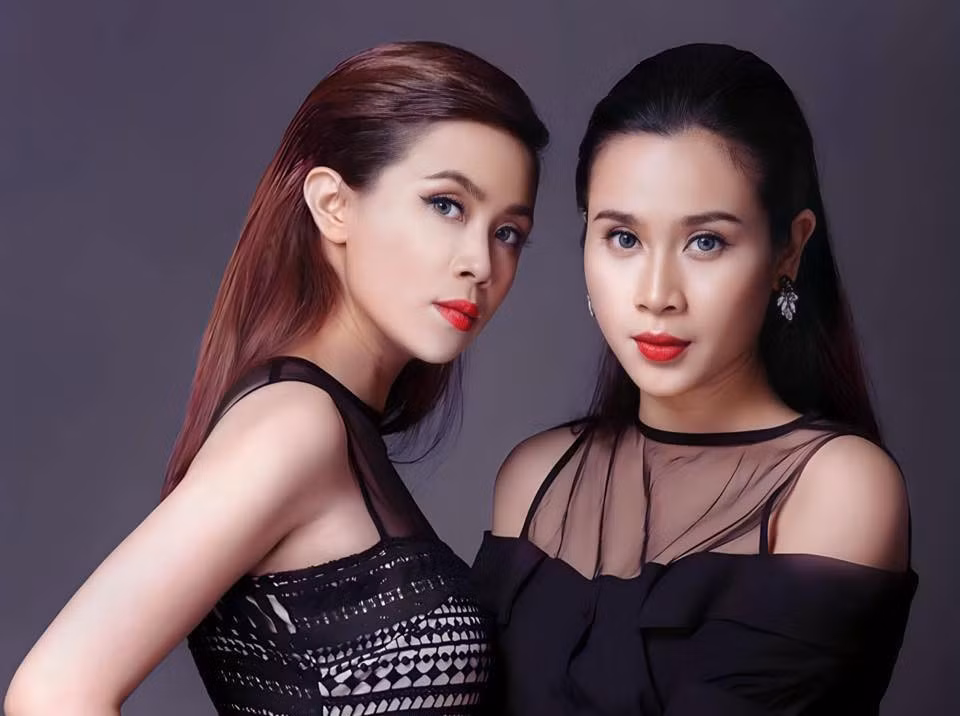 Hai chị em Lưu Thiên Hương, Lưu Hương Giang.
