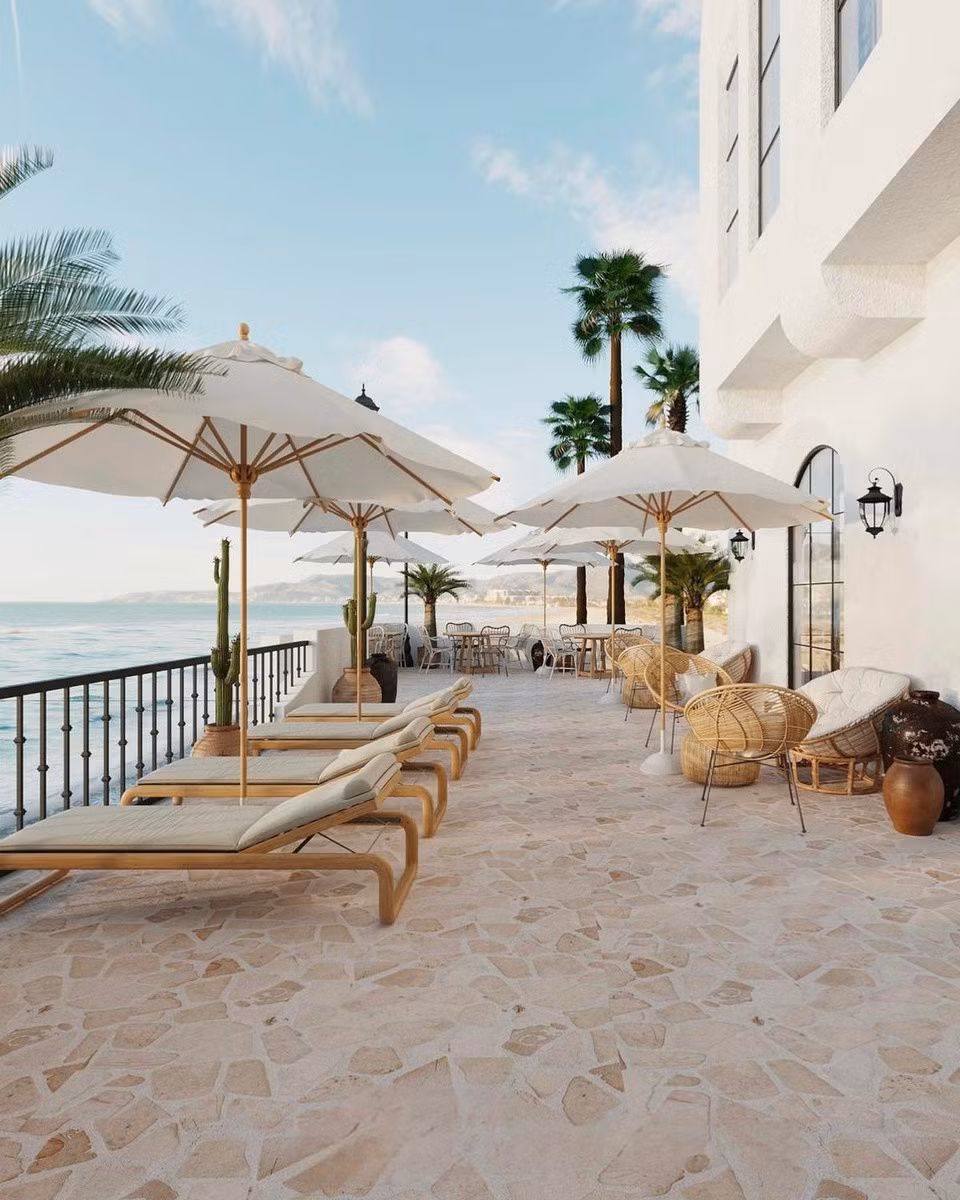 Những căn phòng được thiết kế theo phong cách Địa Trung Hải đơn giản, trang nhã. Ảnh: ShinJun Ocean Villa.