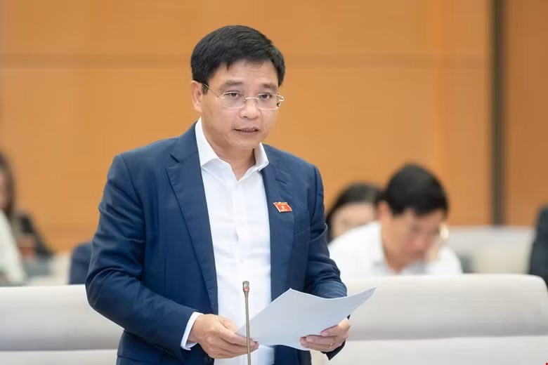 Bộ trưởng Giao thông vận tải Nguyễn Văn Thắng.