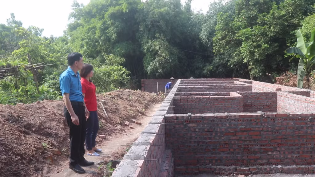 Căn nhà của chị Giang đang được thi công xây dựng