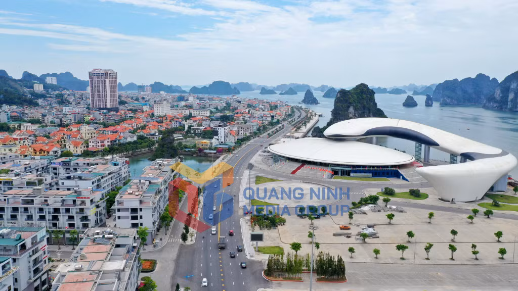Ảnh: Hùng Sơn