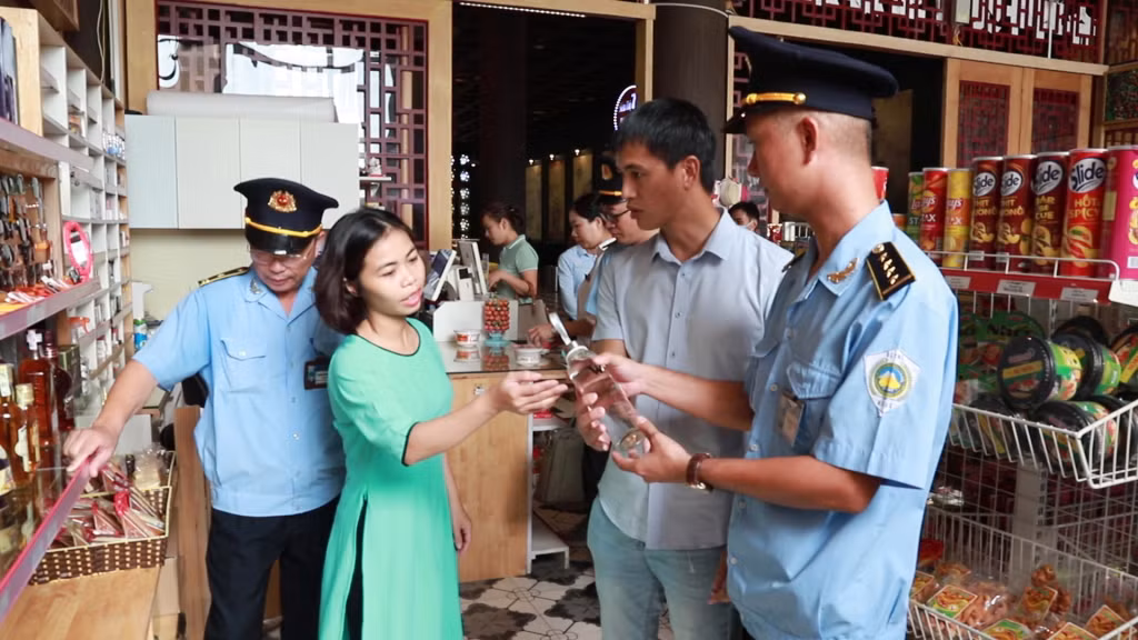 Gìn giữ môi trường di sản Vịnh Hạ Long ảnh 4