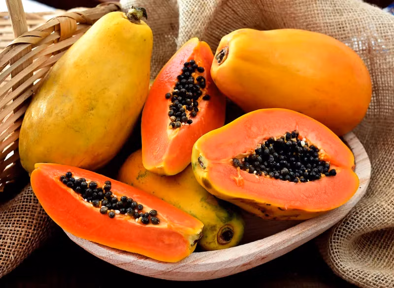 Nhiều người không biết rằng đu đủ có thể giúp bạn giảm cân. Ảnh: Shutterstock.