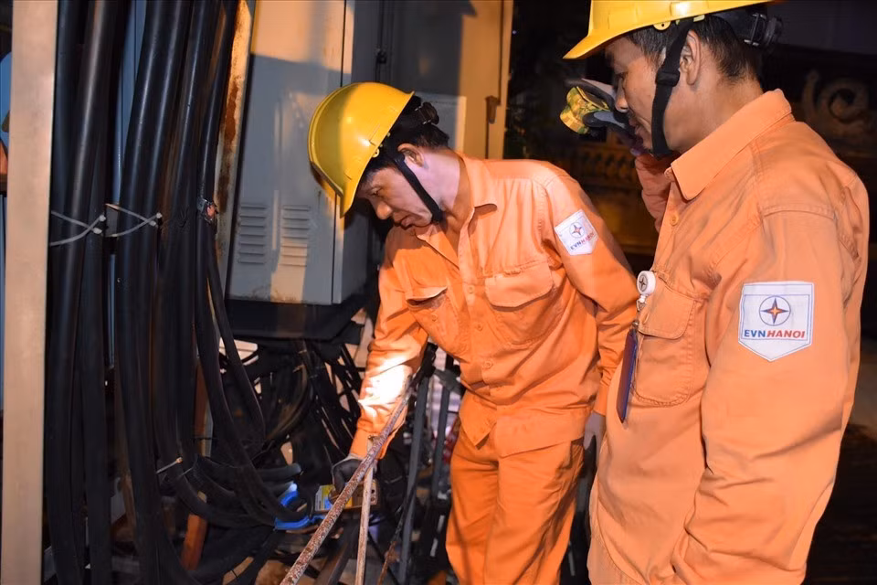 EVN đề xuất tăng giá điện lần 2 trong năm 2023, dự kiến vào tháng 9 tới đây. Ảnh Đình Hải