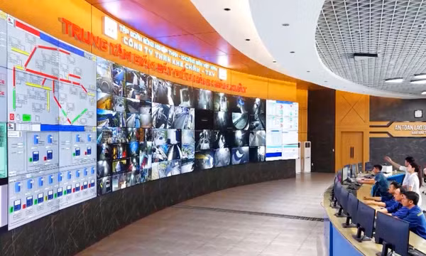 Trung tâm giám sát điều hành sản xuất của Công ty Than Khe Chàm - TKV.
