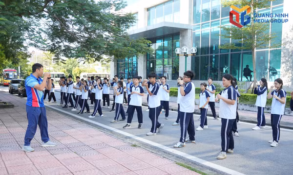 Phát triển giáo dục toàn diện từ mô hình “Trường học xã hội chủ nghĩa”