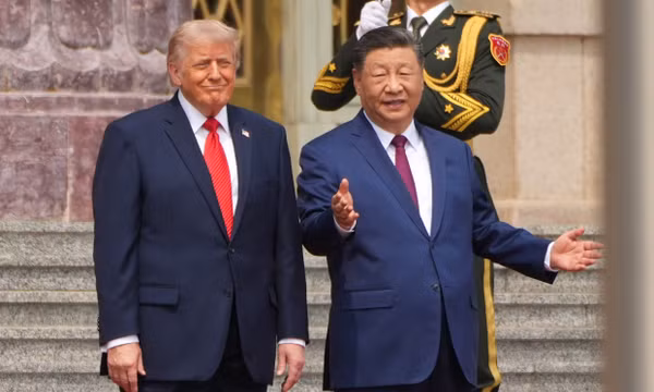Tổng thống Mỹ Donald Trump tham gia lễ đón cùng Chủ tịch Trung Quốc Tập Cận Bình tại Đại lễ đường Nhân dân ngày 14/5/2026 ở Bắc Kinh. Ảnh: AP