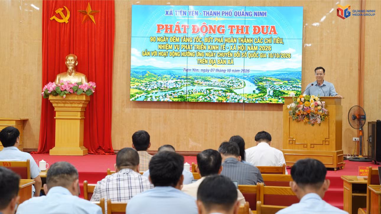 dong-chi-nguyen-cao-khai-pho-bi-thu-dang-uy-chu-tich-ubnd-xa-phat-dong-thi-dua-7514.jpg