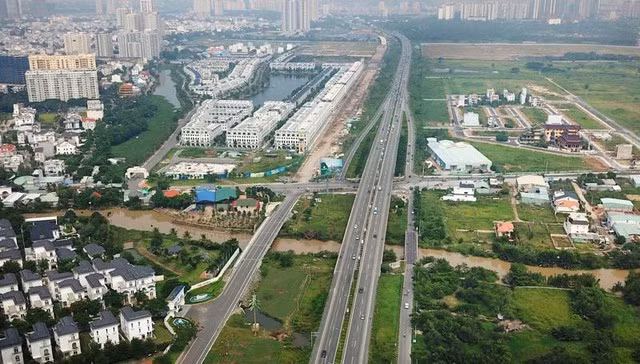 Thủ tướng chỉ đạo tháo gỡ vướng mắc trong việc thực hiện quản lý, sử dụng đất, giao đất, định giá đất ảnh 1