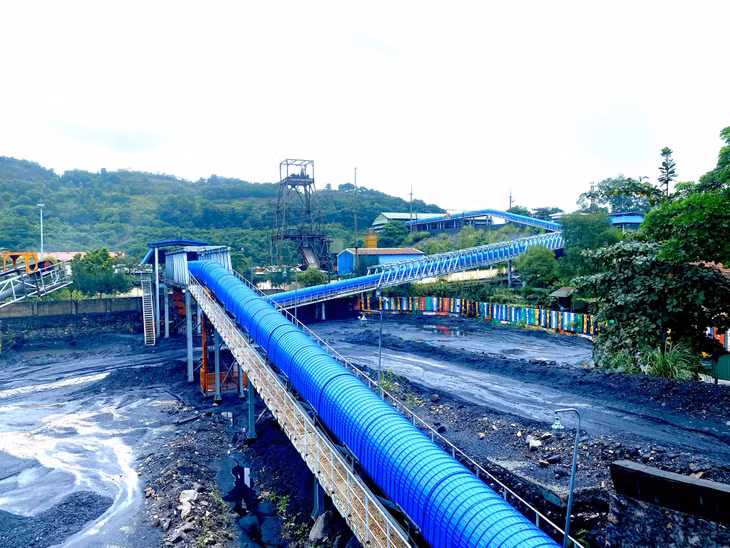 Hệ thống cụm sàng tại khai trường Cao Sơn của Công ty CP Than Cao Sơn - TKV.