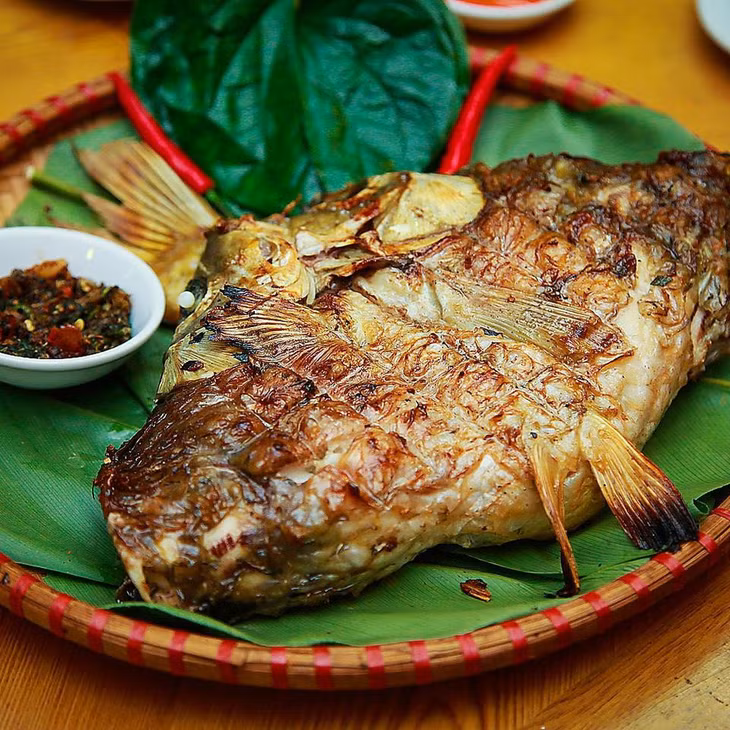 Nghe tên là lạ nhưng thực chất đây là món cá nướng đặc biệt của người Thái ở Tây Bắc.