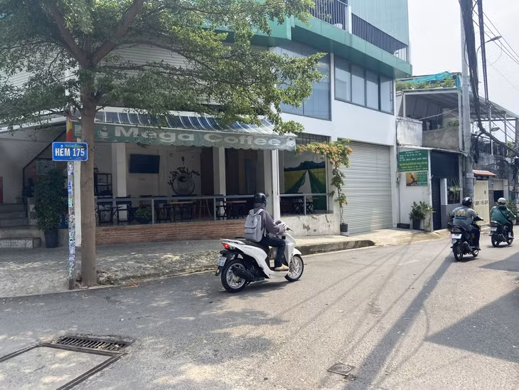 Con hẻm nơi xảy ra vụ việc (Ảnh: Hoàng Hướng).