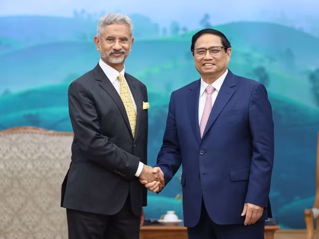 Thủ tướng Phạm Minh Chính và Bộ trưởng Ngoại giao Ấn Độ S. Jaishankar - Ảnh: VGP/Nhật Bắc