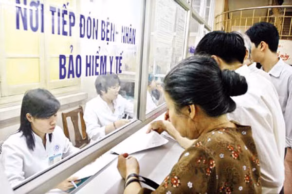 Thực hiện nghiêm túc quy định về tạm ứng, thanh quyết toán chi phí khám bệnh, chữa bệnh bảo hiểm y tế.