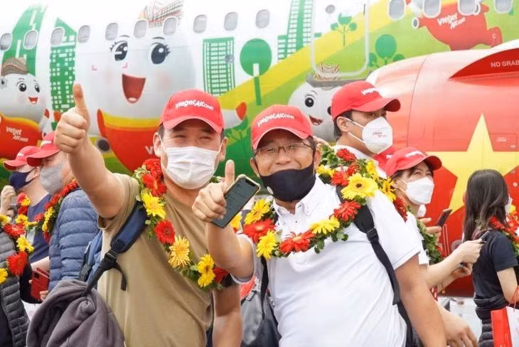 Du khách có xu hướng đi gần, ưu tiên đi đường bộ, lựa chọn các chuyến đi có mức chi trả trung bình và thấp do tình hình kinh tế chung chưa hết khó khăn.
