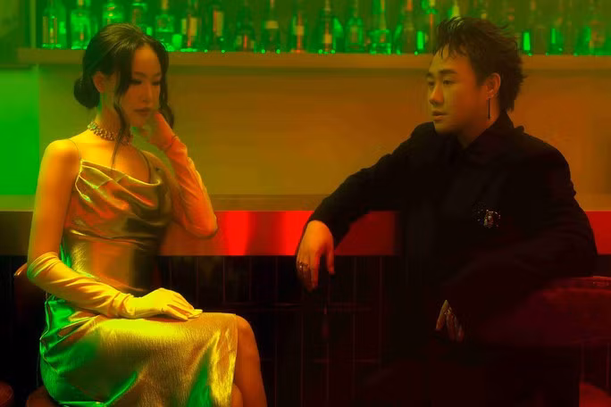 Thánh mưa Trung Quân đánh úp trước liveshow - Ảnh 4.