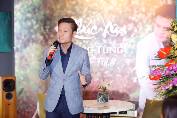 Hát về quê hương là tôi hát bằng chính những tâm tư, tình cảm sâu sắc nhất của mình.