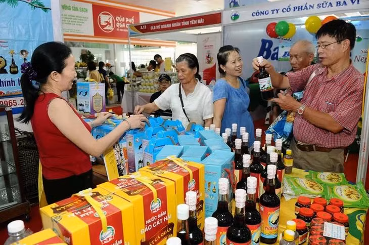 Đẩy mạnh các chương trình kích cầu tiêu dùng cuối năm.