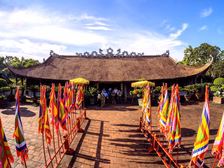Đình Trà Cổ.