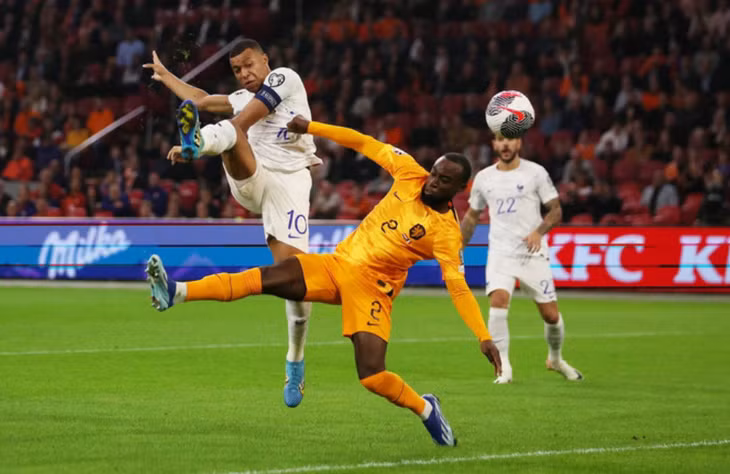 Mbappe ghi bàn đánh bại Hà Lan. Ảnh: Eurosports
