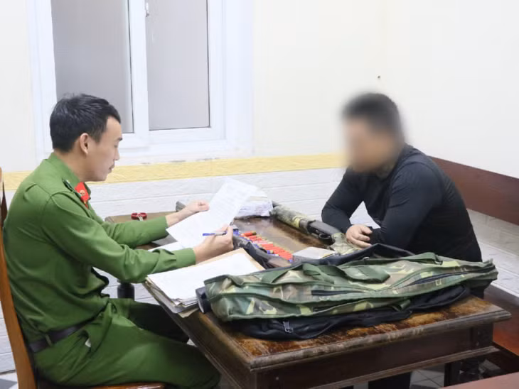 Trần Hữu G. làm việc với cơ quan công an.