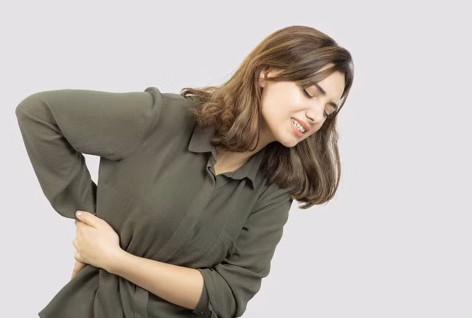 Thiếu vitamin D làm tăng nguy cơ loãng xương. Ảnh: Freepik