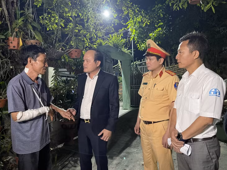 Ban ATGT tỉnh gửi lời thăm hỏi, chia buồn và hỗ trợ gia đình bà Bùi Thị Thủy, sinh năm 1970, phường Hà Trung, TP Hạ Long, người đã ra đi mãi mãi trong vụ tai nạn.