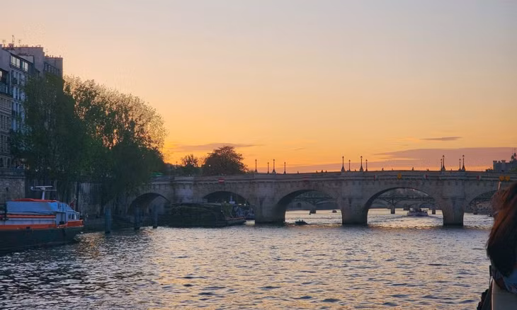Paris chuyển sắc vàng ảnh 9 Paris chuyển sắc vàng ảnh 9
