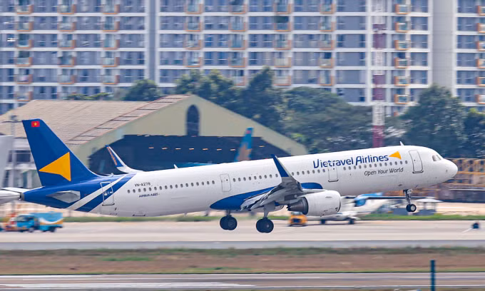 Một trong ba tàu bay A321 của Vietravel Airlines. Ảnh: VU