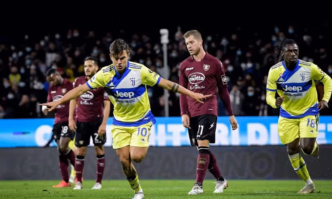 Dybala mừng bàn mở tỷ số trận đấu. Ảnh: Twitter / Juventus FC