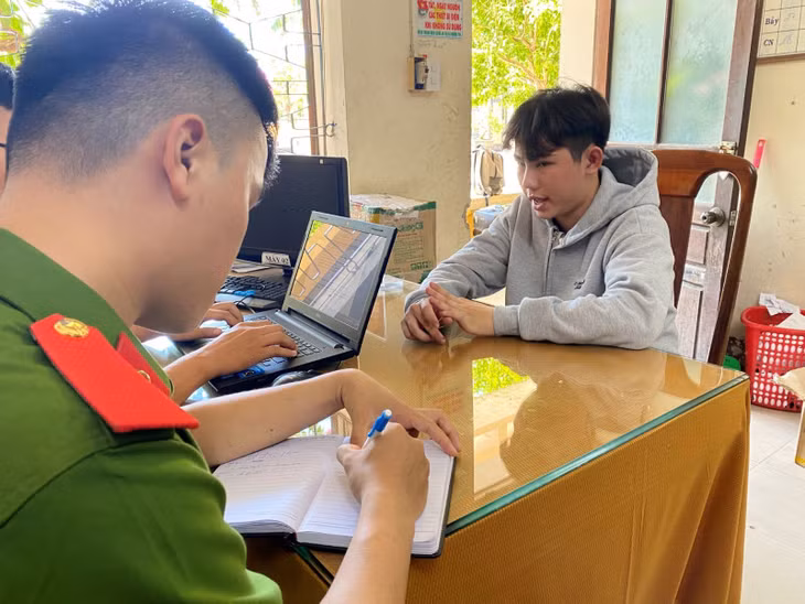 Đối tượng Nguyễn Văn Trường tại cơ quan Công an.