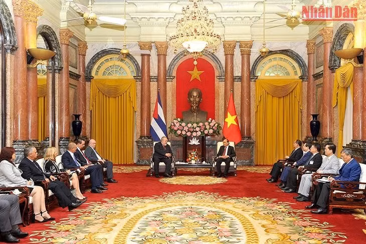 Quang cảnh buổi tiếp Thủ tướng Cộng hòa Cuba Manuel Marrero Cruz tại Phủ Chủ tịch. (Ảnh: ĐĂNG KHOA)