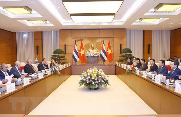 Chu tich Quoc hoi hoi kien Thu tuong Cuba Manuel Marrero Cruz hinh anh 1