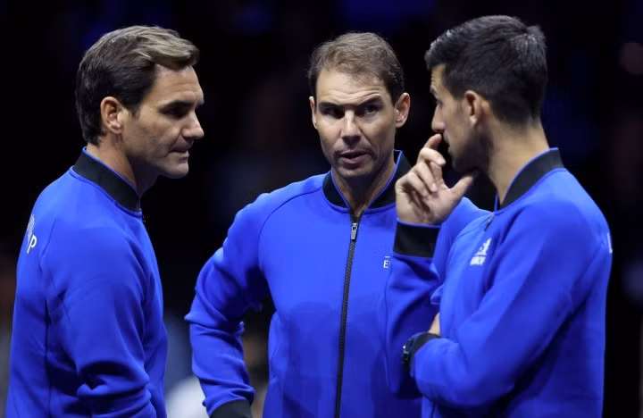 Federer góp mặt trong đội hình đội tuyển châu Âu đấu với đội tuyển Mỹ. Huyền thoại người Thụy Sĩ chỉ tham gia một trận đánh đôi và đồng đội của anh là Rafael Nadal.