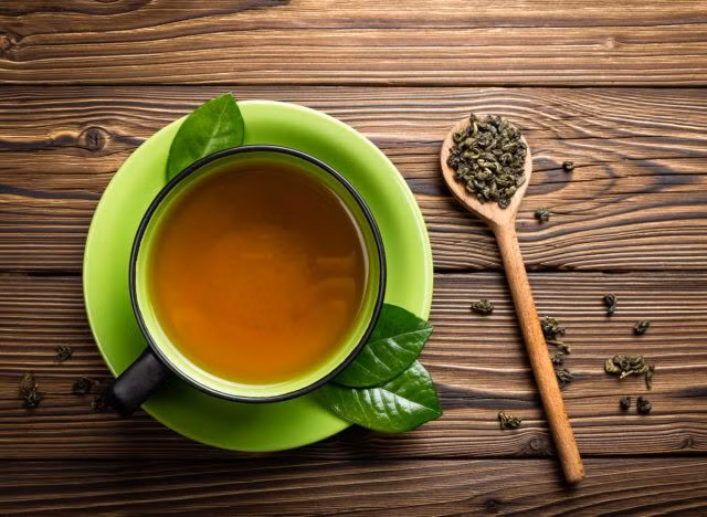Những tác dụng phụ không ngờ của việc uống trà: Uống thế nào để được lợi? - Ảnh 3.