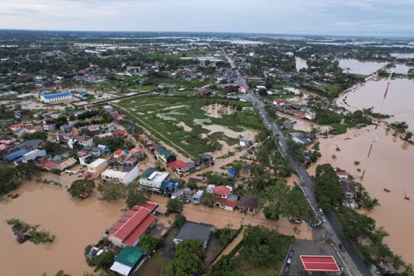 Khu vực San Miguel bị ngập. Ảnh: Inquirer